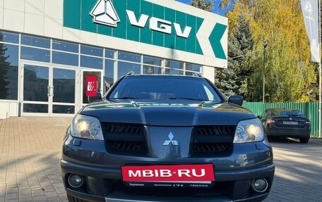 Mitsubishi Outlander III рестайлинг 3, 2007 год, 696 000 рублей, 2 фотография