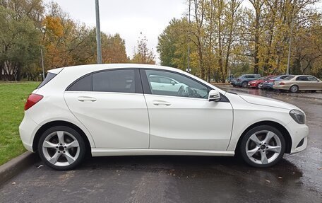 Mercedes-Benz A-Класс, 2015 год, 1 600 000 рублей, 4 фотография