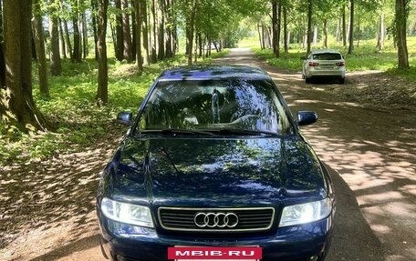 Audi A4, 1997 год, 580 000 рублей, 9 фотография