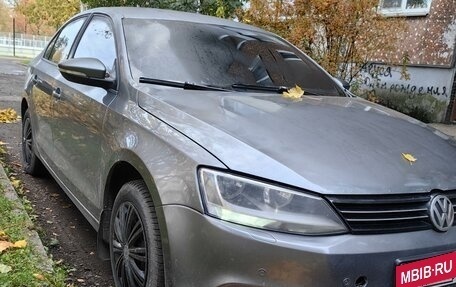 Volkswagen Jetta VI, 2012 год, 830 000 рублей, 4 фотография