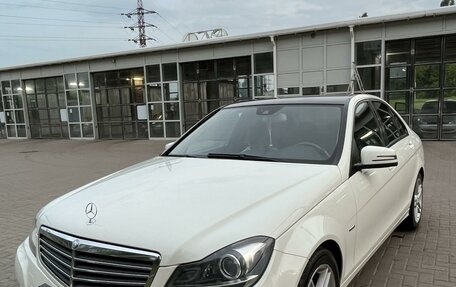 Mercedes-Benz C-Класс, 2011 год, 1 830 000 рублей, 4 фотография