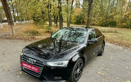 Audi A4, 2012 год, 1 470 000 рублей, 10 фотография