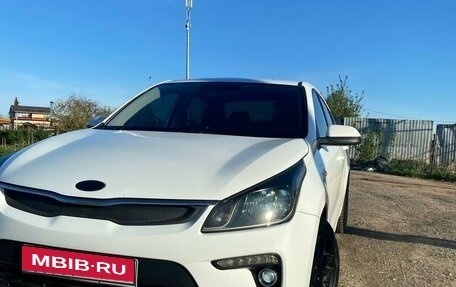 KIA Rio IV, 2017 год, 990 000 рублей, 1 фотография