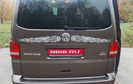 Volkswagen Multivan T5, 2013 год, 2 650 000 рублей, 9 фотография