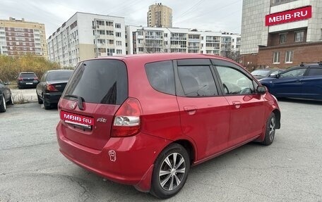 Honda Fit III, 2005 год, 600 000 рублей, 6 фотография