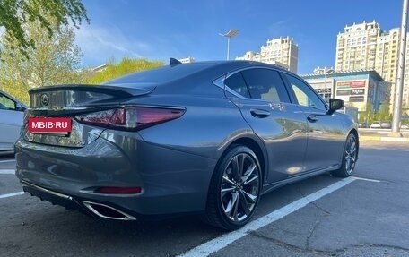 Lexus ES VII, 2019 год, 5 290 000 рублей, 20 фотография