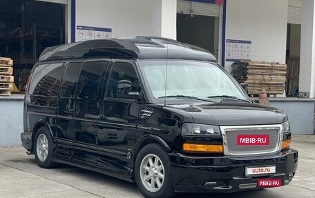 GMC Savana I, 2013 год, 3 990 000 рублей, 2 фотография