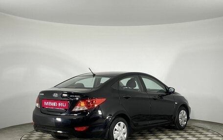 Hyundai Solaris II рестайлинг, 2011 год, 920 000 рублей, 5 фотография