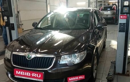 Skoda Superb III рестайлинг, 2012 год, 1 295 000 рублей, 1 фотография