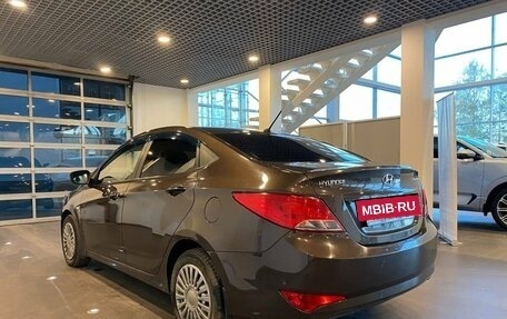 Hyundai Solaris II рестайлинг, 2015 год, 1 099 000 рублей, 5 фотография