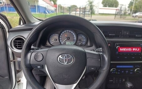 Toyota Auris II, 2014 год, 1 300 000 рублей, 13 фотография