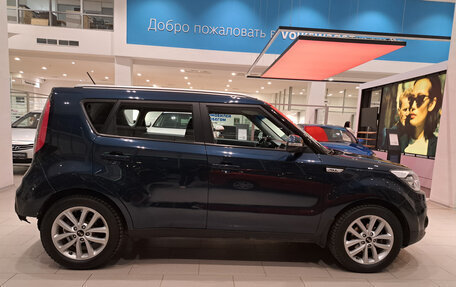 KIA Soul II рестайлинг, 2018 год, 1 667 000 рублей, 4 фотография