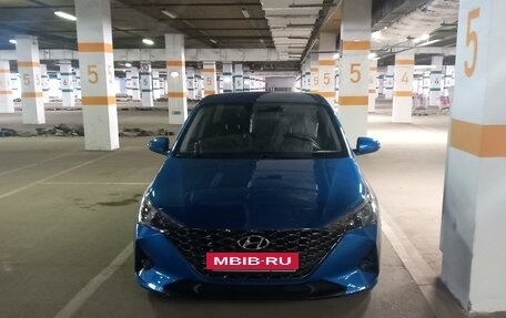 Hyundai Solaris II рестайлинг, 2021 год, 2 035 000 рублей, 10 фотография