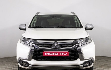 Mitsubishi Pajero Sport III рестайлинг, 2018 год, 3 298 000 рублей, 2 фотография