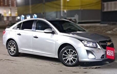 Chevrolet Cruze II, 2012 год, 820 000 рублей, 4 фотография