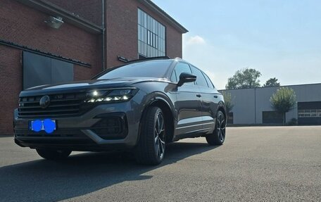 Volkswagen Touareg III, 2023 год, 8 995 000 рублей, 2 фотография