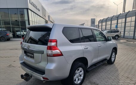 Toyota Land Cruiser Prado 150 рестайлинг 2, 2016 год, 4 200 000 рублей, 5 фотография