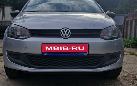 Volkswagen Polo VI (EU Market), 2010 год, 600 000 рублей, 1 фотография