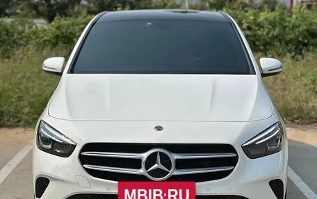 Mercedes-Benz B-Класс, 2021 год, 2 000 000 рублей, 2 фотография