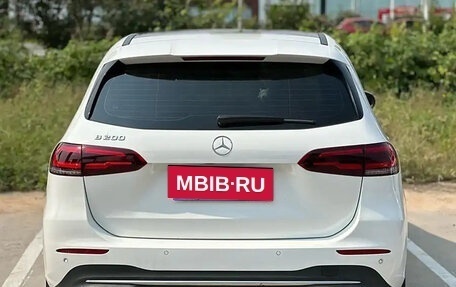 Mercedes-Benz B-Класс, 2021 год, 2 000 000 рублей, 5 фотография