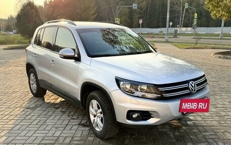 Volkswagen Tiguan II, 2016 год, 1 760 000 рублей, 2 фотография