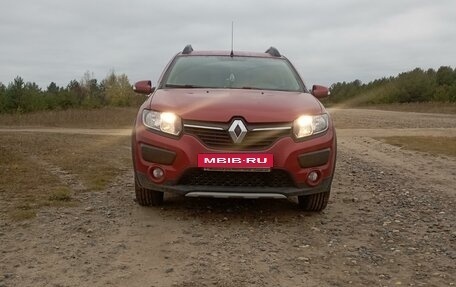 Renault Sandero II рестайлинг, 2015 год, 1 100 000 рублей, 5 фотография