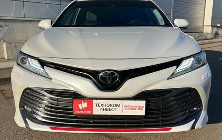 Toyota Camry, 2019 год, 3 080 000 рублей, 2 фотография