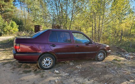 Volkswagen Vento, 1996 год, 100 000 рублей, 3 фотография