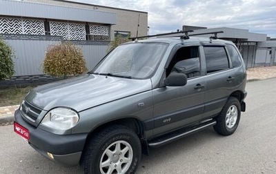 Chevrolet Niva I рестайлинг, 2004 год, 425 000 рублей, 1 фотография