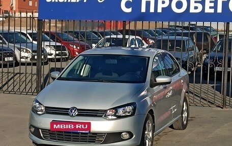 Volkswagen Polo VI (EU Market), 2014 год, 935 000 рублей, 1 фотография