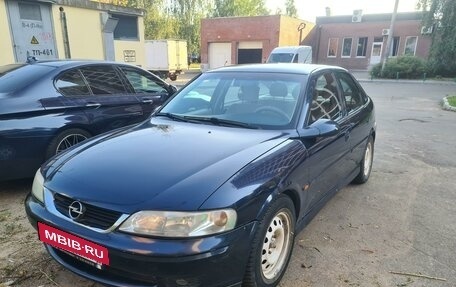 Opel Vectra B рестайлинг, 2001 год, 300 000 рублей, 2 фотография