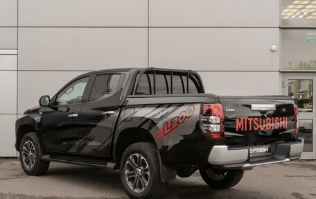 Mitsubishi L200 IV рестайлинг, 2023 год, 4 129 000 рублей, 2 фотография