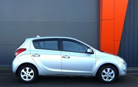 Hyundai i20 IB рестайлинг, 2010 год, 849 000 рублей, 2 фотография