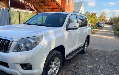 Toyota Land Cruiser Prado 150 рестайлинг 2, 2013 год, 3 299 999 рублей, 3 фотография