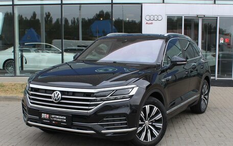 Volkswagen Touareg III, 2020 год, 4 890 000 рублей, 1 фотография