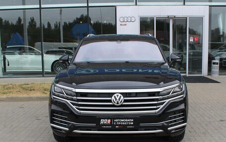 Volkswagen Touareg III, 2020 год, 4 890 000 рублей, 2 фотография