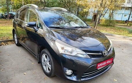 Toyota Verso I, 2013 год, 1 600 000 рублей, 1 фотография