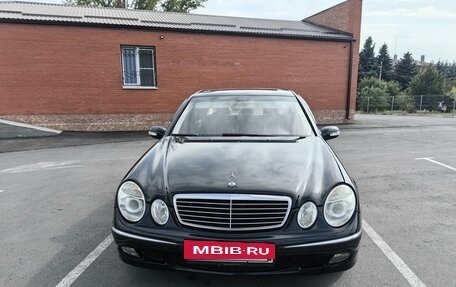 Mercedes-Benz E-Класс, 2003 год, 1 000 000 рублей, 2 фотография