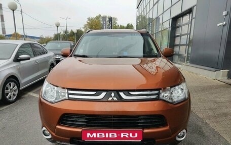 Mitsubishi Outlander III рестайлинг 3, 2012 год, 1 149 000 рублей, 2 фотография