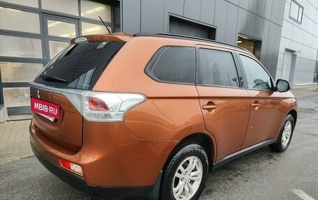 Mitsubishi Outlander III рестайлинг 3, 2012 год, 1 149 000 рублей, 4 фотография