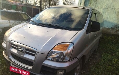 Hyundai Starex I рестайлинг, 2004 год, 700 000 рублей, 22 фотография