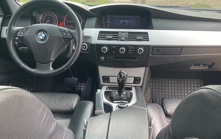 BMW 5 серия, 2010 год, 1 700 000 рублей, 13 фотография