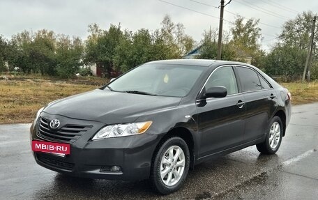 Toyota Camry, 2006 год, 750 000 рублей, 2 фотография