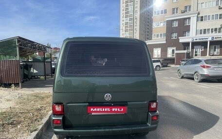 Volkswagen Caravelle T4, 1998 год, 650 000 рублей, 6 фотография