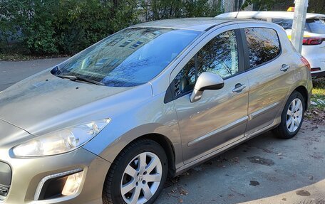 Peugeot 308 II, 2011 год, 609 000 рублей, 2 фотография