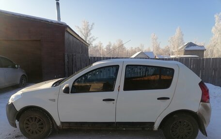 Renault Sandero I, 2011 год, 220 000 рублей, 2 фотография