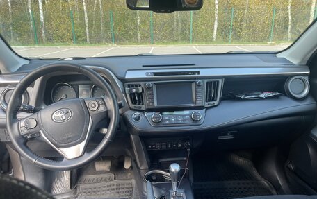 Toyota RAV4, 2018 год, 3 050 000 рублей, 11 фотография