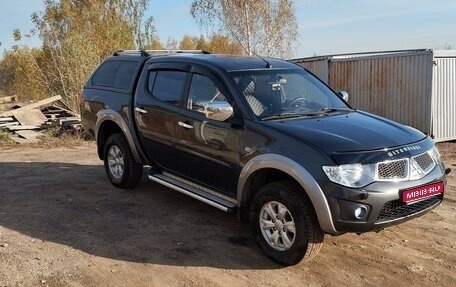 Mitsubishi L200 IV рестайлинг, 2012 год, 1 370 000 рублей, 1 фотография