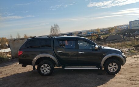 Mitsubishi L200 IV рестайлинг, 2012 год, 1 370 000 рублей, 7 фотография