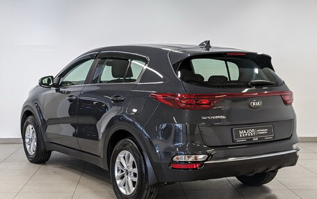 KIA Sportage IV рестайлинг, 2021 год, 2 600 000 рублей, 7 фотография